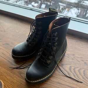 Dr. Martens Leona Vintage Heeled Boots